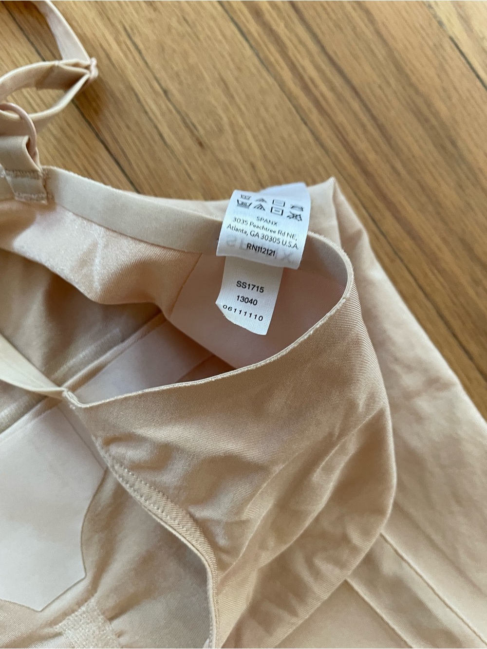 Spanx OnCore Mid-thigh Bodysuit M - Picture 5 of 5
